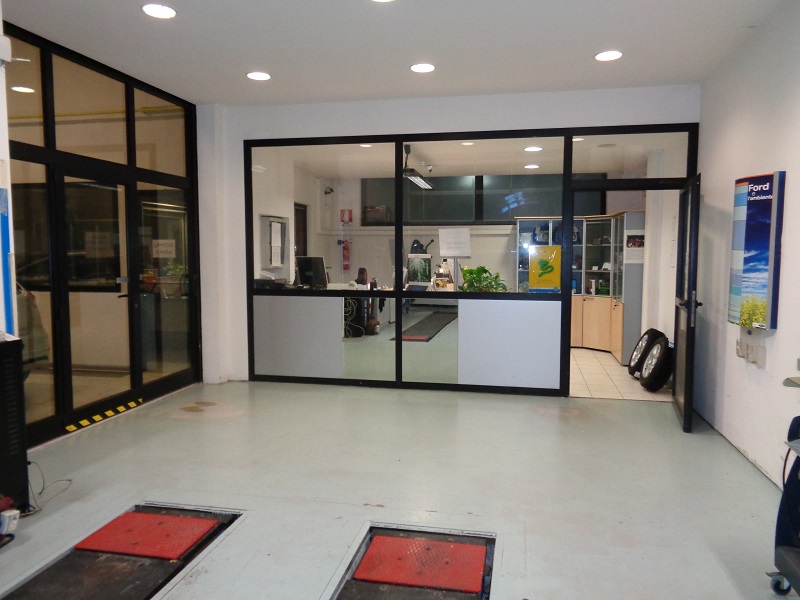 Area accettazione service officina.jpg